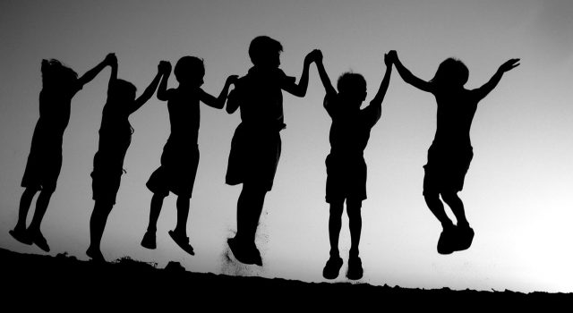 Visuel En décembre, Rent A Car se mobilise à nouveau à nos côtés !